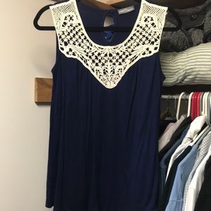 Market & Spruce sleeveless blouse